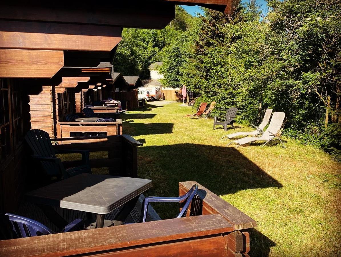 לקון "Le Maloya" Chalets Independants -Chambre Balneo - Relais Motards מראה חיצוני תמונה