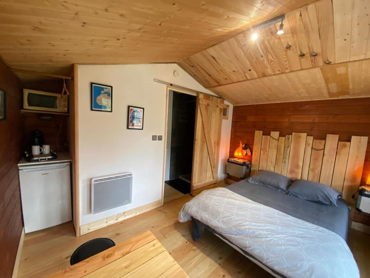 לקון "Le Maloya" Chalets Independants -Chambre Balneo - Relais Motards מראה חיצוני תמונה