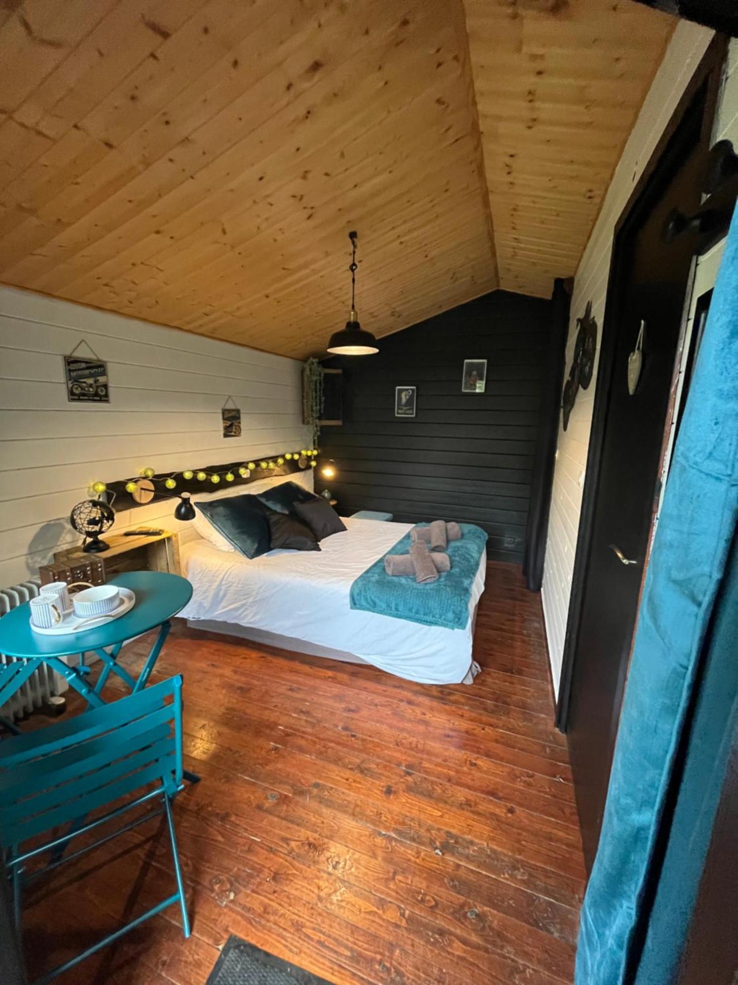 לקון "Le Maloya" Chalets Independants -Chambre Balneo - Relais Motards מראה חיצוני תמונה