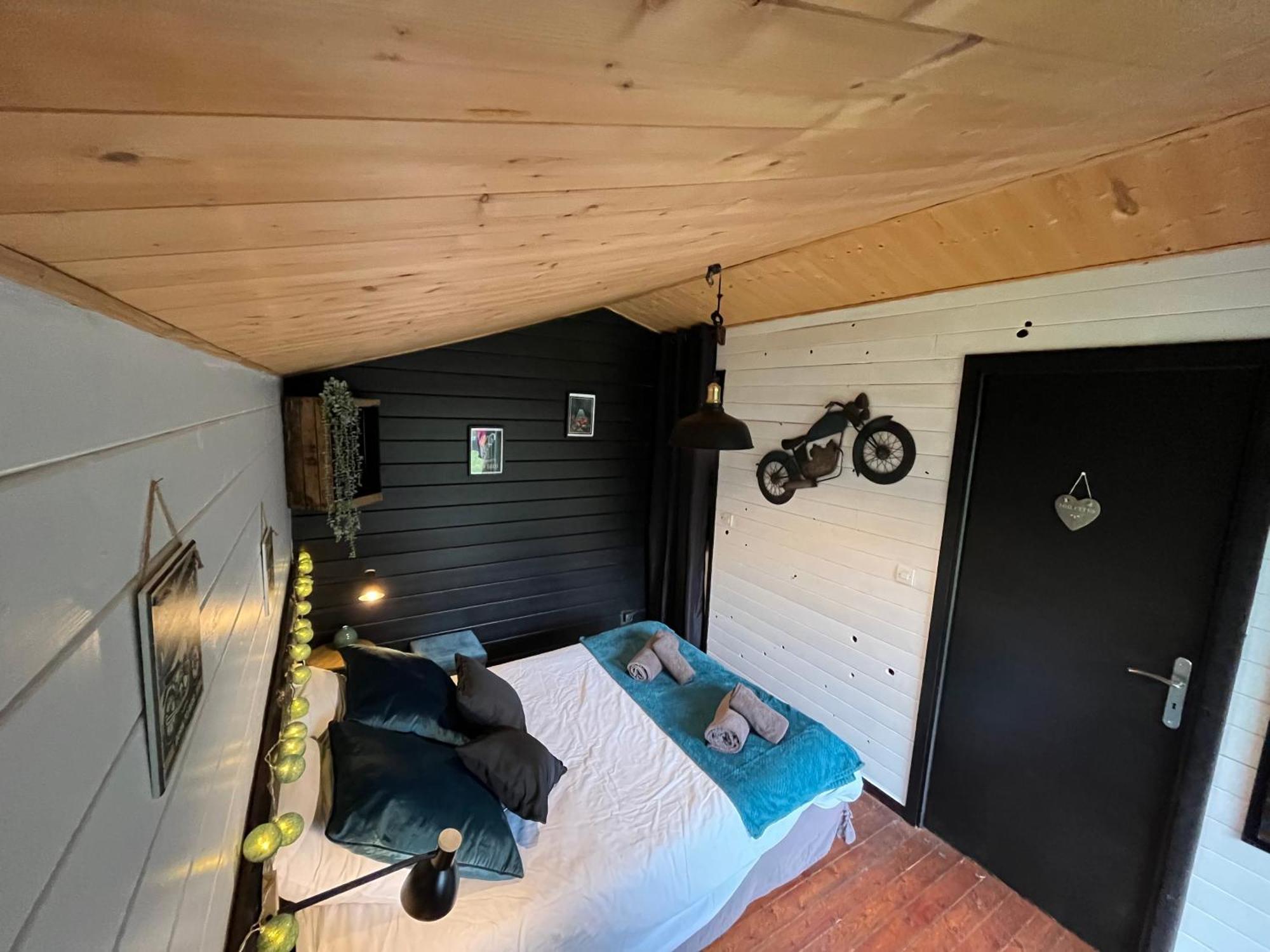 לקון "Le Maloya" Chalets Independants -Chambre Balneo - Relais Motards מראה חיצוני תמונה